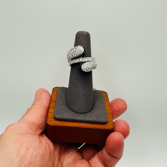 NWT Luxury Black Onyx Cubic Zirconia Bypass Ring - Picture 3 of 17